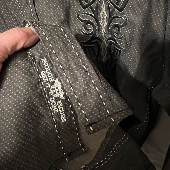 SOLD L $84.50 Signature ROAR from Buckle Gravity Shirt - Picture 9 of 14